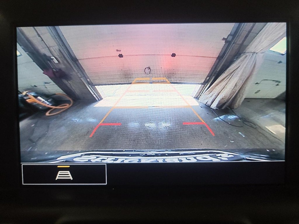 2022 GMC Terrain SLT AWD in Stratford, Ontario - 17 - w1024h768px