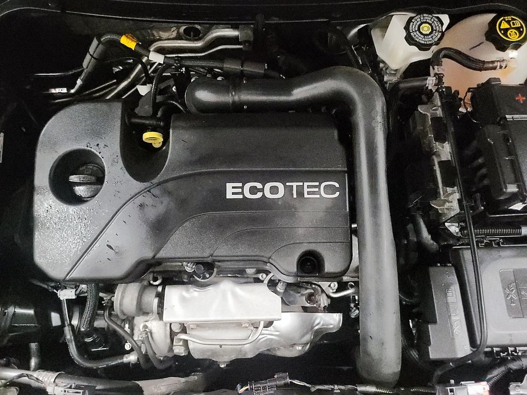 2022 GMC Terrain SLT AWD in Stratford, Ontario - 7 - w1024h768px