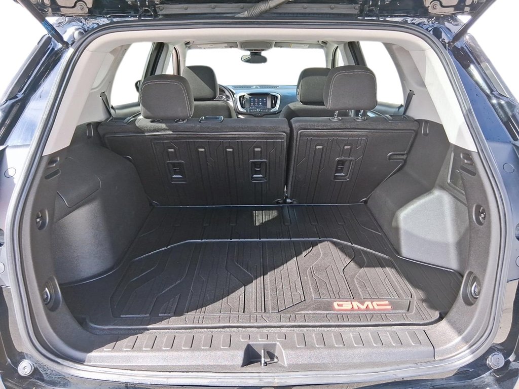 2022 GMC Terrain SLE AWD in Stratford, Ontario - 6 - w1024h768px