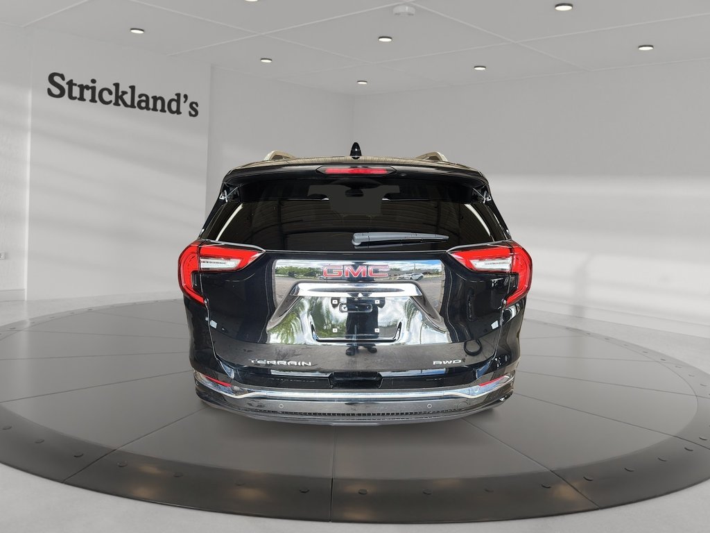 2023 GMC Terrain Denali AWD in Stratford, Ontario - 3 - w1024h768px