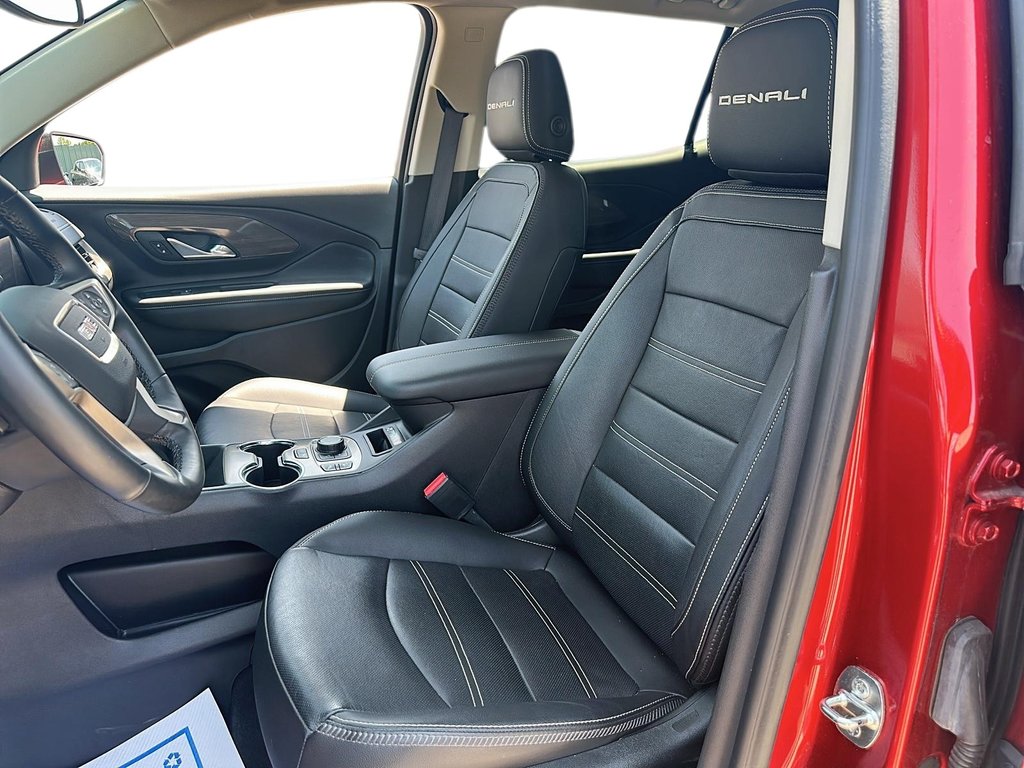2023 GMC Terrain Denali AWD in Stratford, Ontario - 8 - w1024h768px