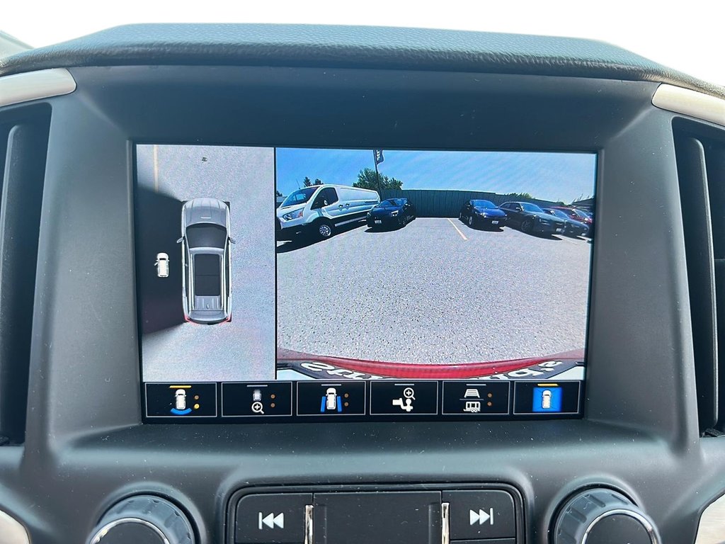 2023 GMC Terrain Denali AWD in Stratford, Ontario - 17 - w1024h768px