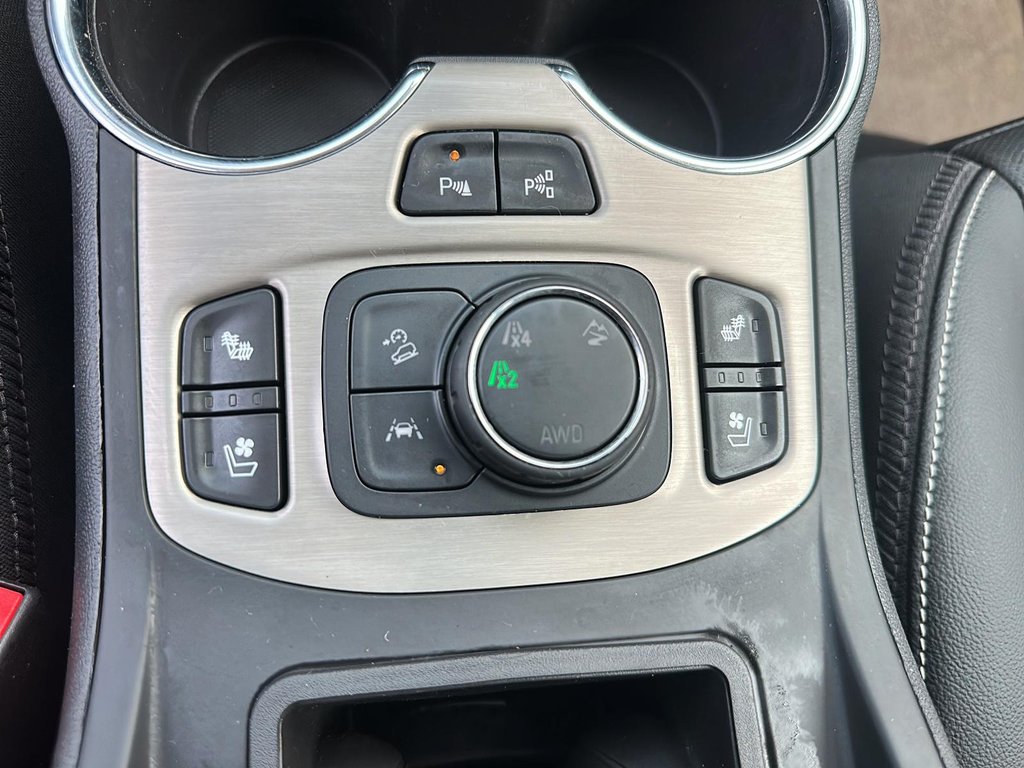 2023 GMC Terrain Denali AWD in Stratford, Ontario - 15 - w1024h768px