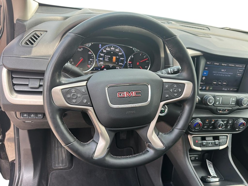2023 GMC Terrain Denali AWD in Stratford, Ontario - 11 - w1024h768px