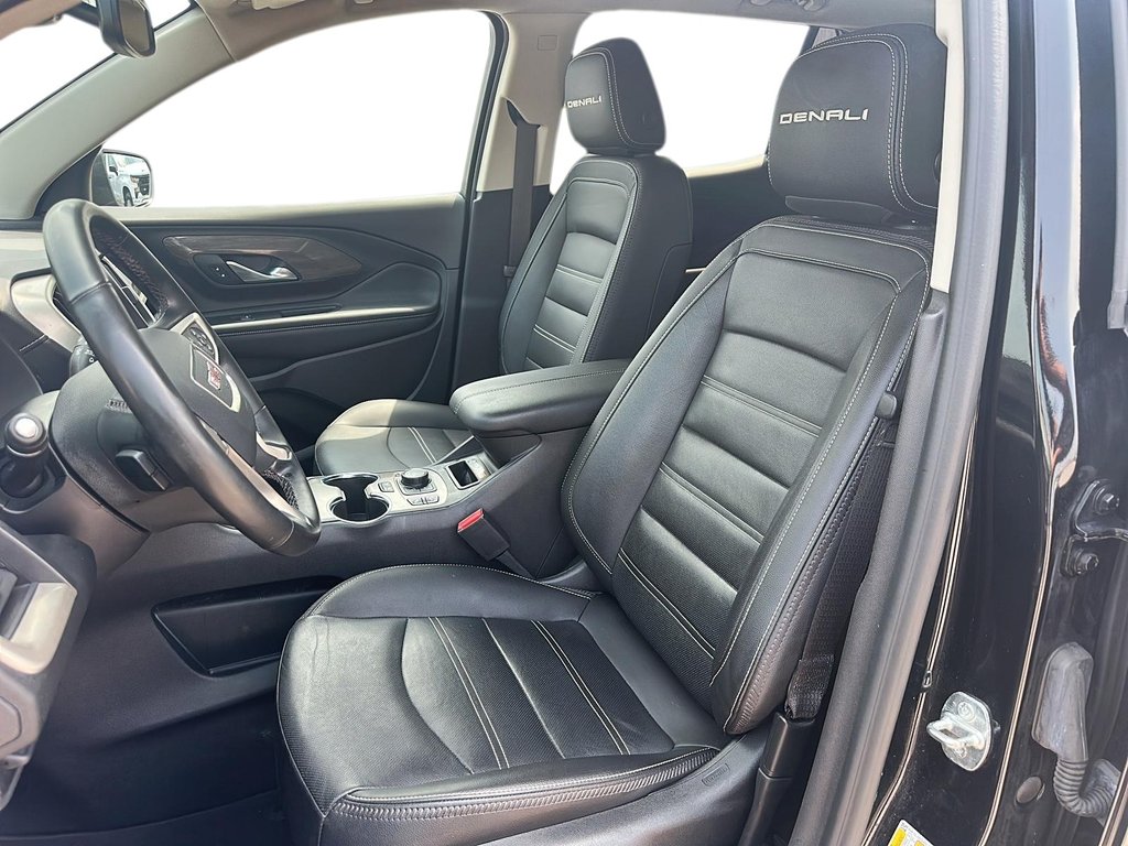 2023 GMC Terrain Denali AWD in Stratford, Ontario - 8 - w1024h768px