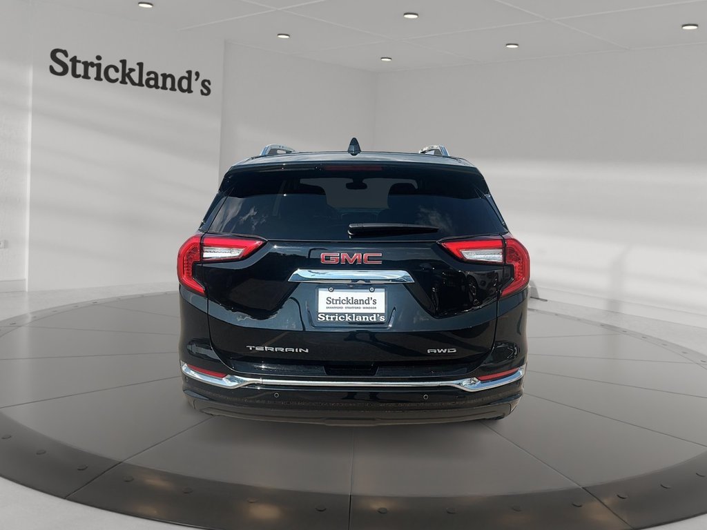 2023 GMC Terrain Denali AWD in Stratford, Ontario - 3 - w1024h768px
