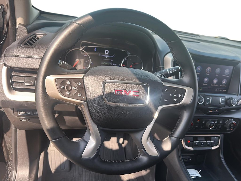 2023 GMC Terrain Denali AWD in Stratford, Ontario - 11 - w1024h768px