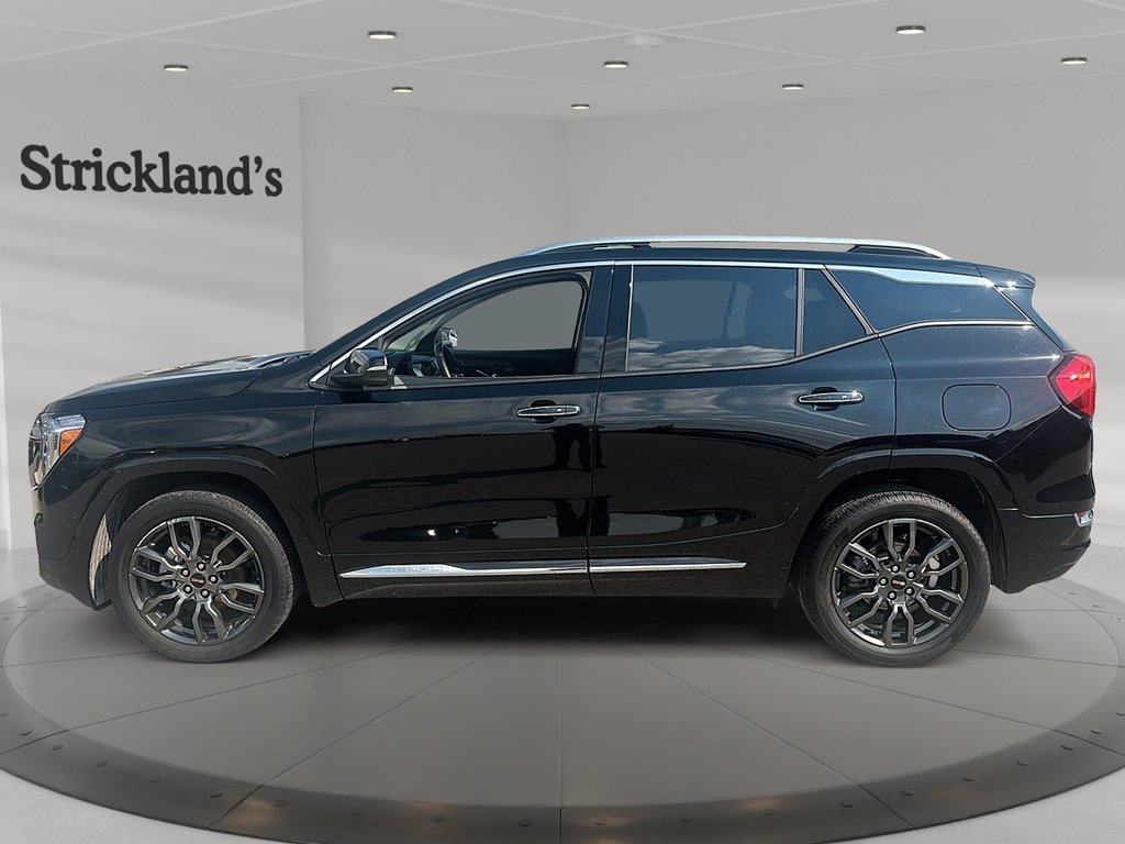 2023 GMC Terrain Denali AWD in Stratford, Ontario - 5 - w1024h768px