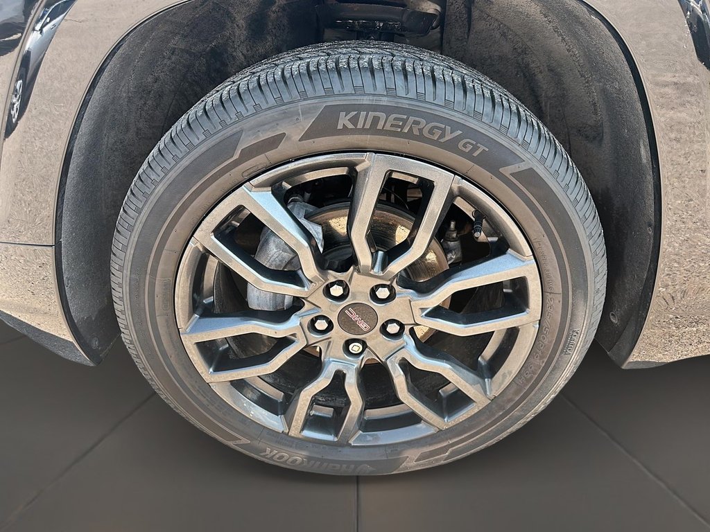 2023 GMC Terrain Denali AWD in Stratford, Ontario - 7 - w1024h768px