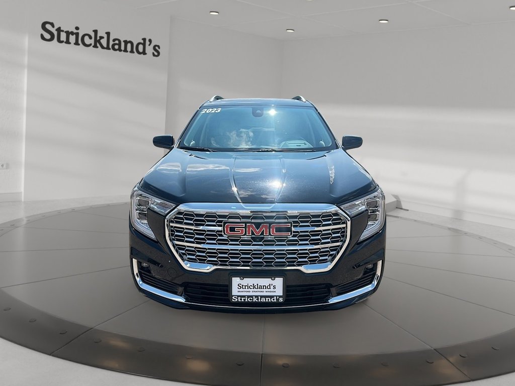 2023 GMC Terrain Denali AWD in Stratford, Ontario - 2 - w1024h768px