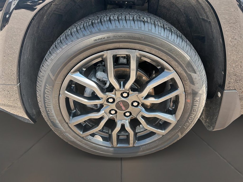 2023 GMC Terrain Denali AWD in Stratford, Ontario - 7 - w1024h768px