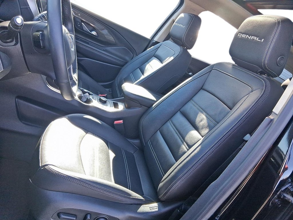 2023 GMC Terrain Denali AWD in Stratford, Ontario - 8 - w1024h768px