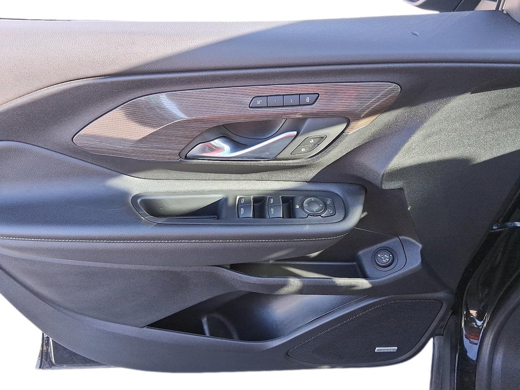 2023 GMC Terrain Denali AWD in Stratford, Ontario - 10 - w1024h768px