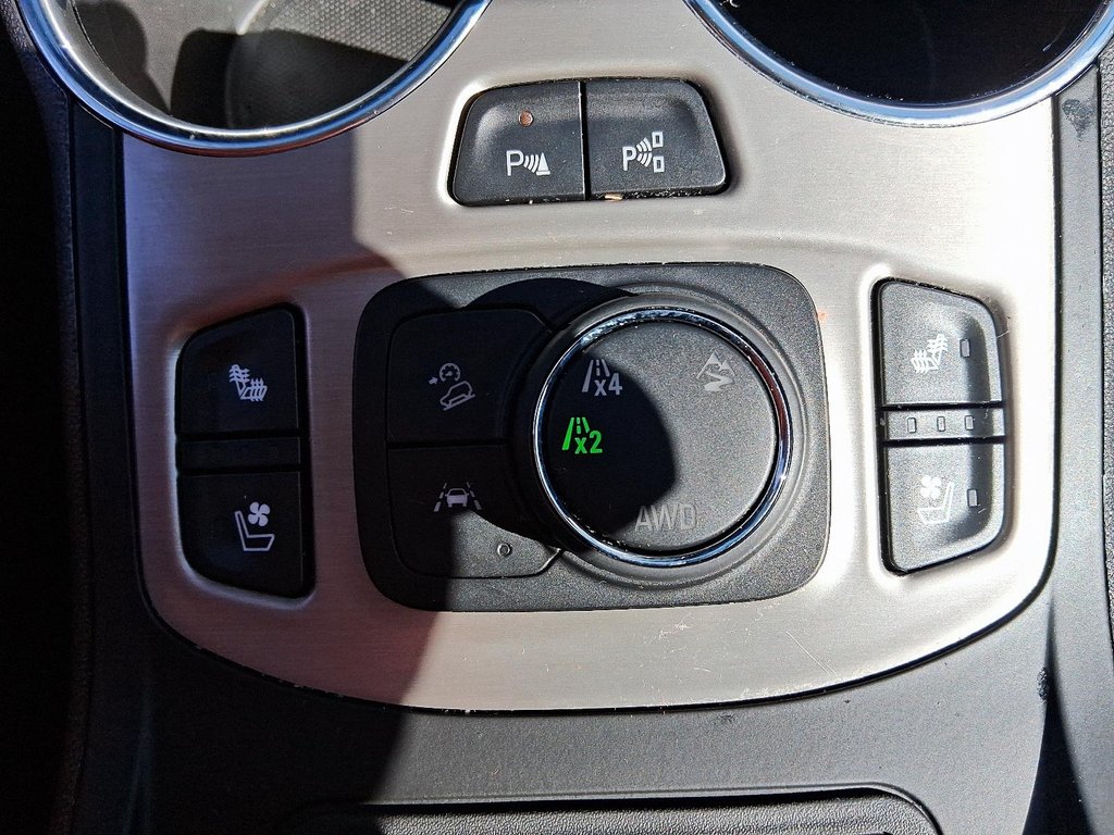 2023 GMC Terrain Denali AWD in Stratford, Ontario - 15 - w1024h768px