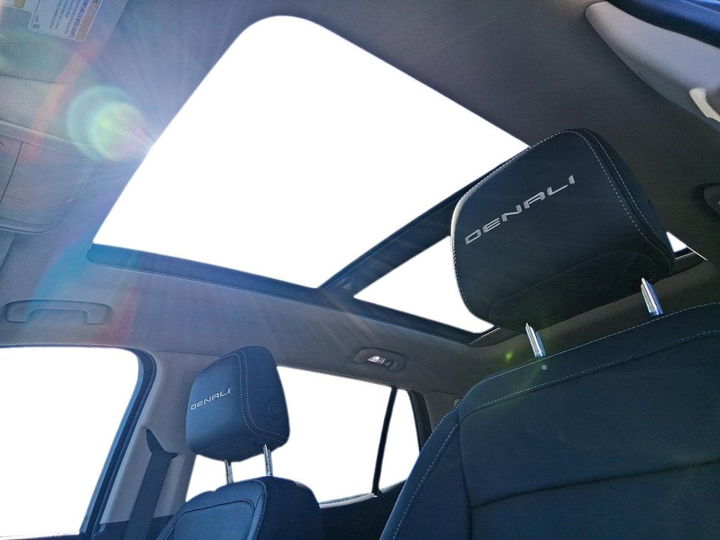 2023 GMC Terrain Denali AWD in Stratford, Ontario - 16 - w1024h768px