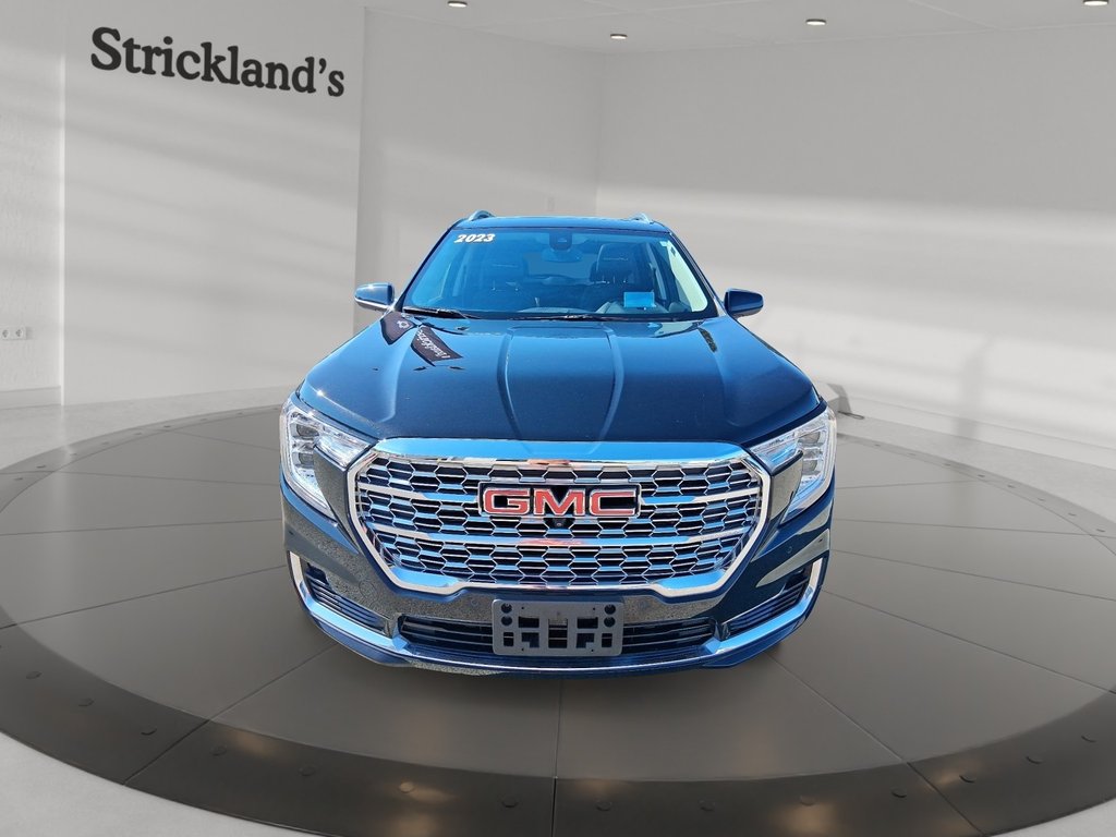 2023 GMC Terrain Denali AWD in Stratford, Ontario - 2 - w1024h768px