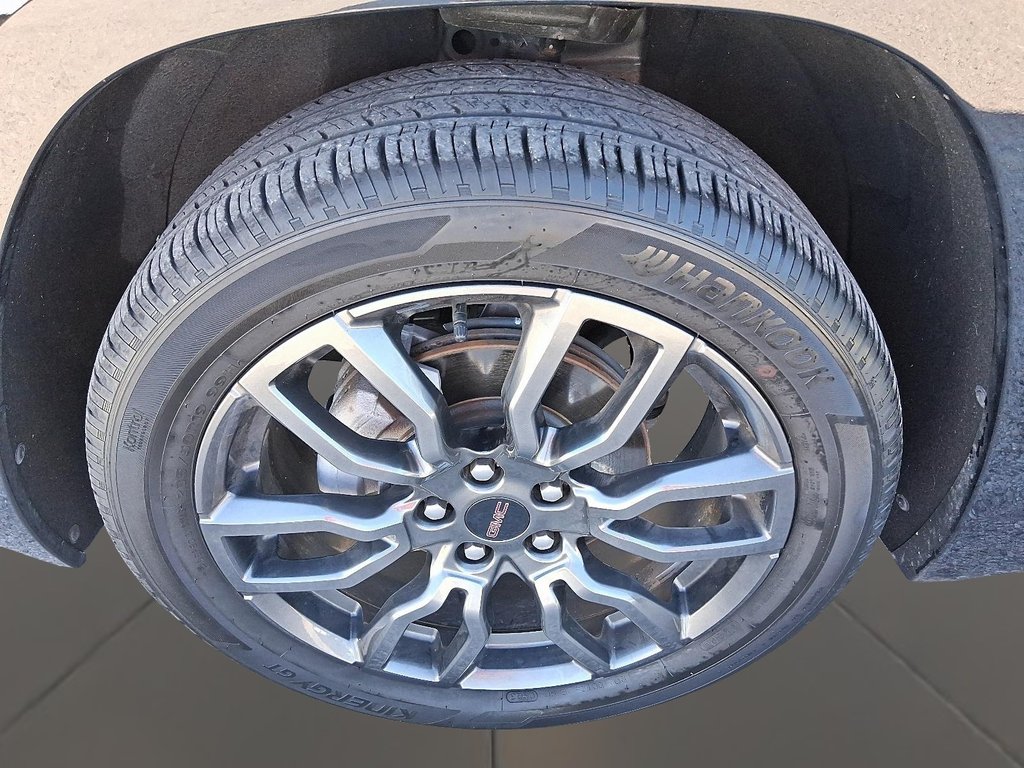 2023 GMC Terrain Denali AWD in Stratford, Ontario - 7 - w1024h768px