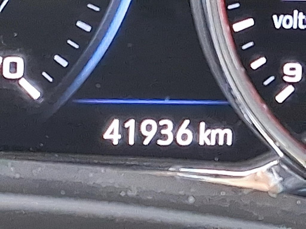 2023 GMC Terrain Denali AWD in Stratford, Ontario - 13 - w1024h768px