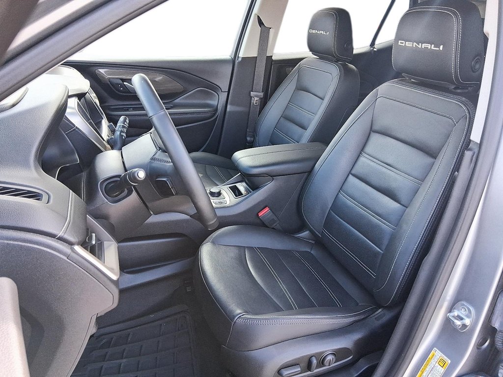 2023 GMC Terrain Denali AWD in Stratford, Ontario - 8 - w1024h768px