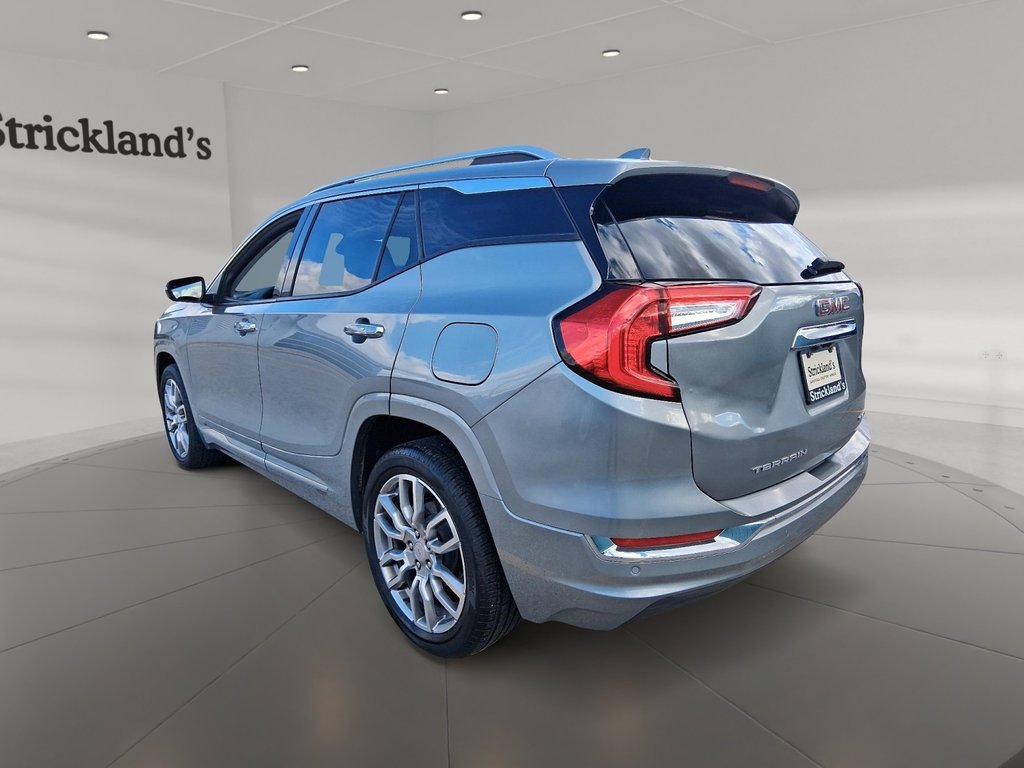 2023 GMC Terrain Denali AWD in Stratford, Ontario - 4 - w1024h768px