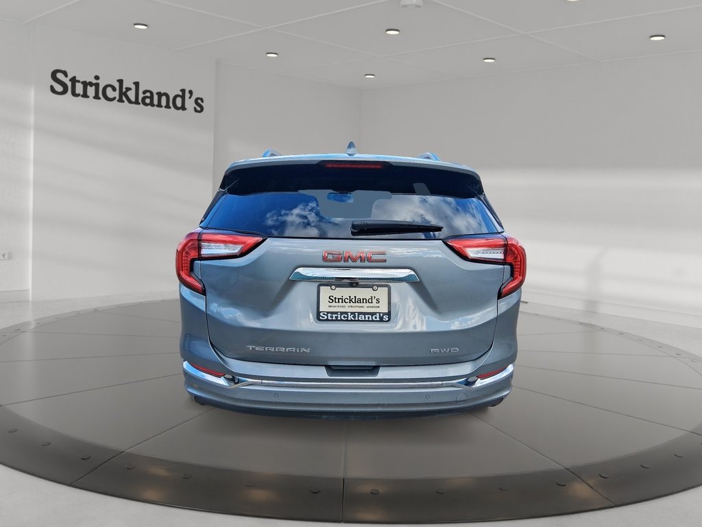 2023 GMC Terrain Denali AWD in Stratford, Ontario - 3 - w1024h768px