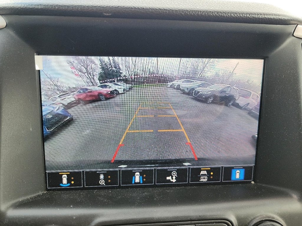 2023 GMC Terrain Denali AWD in Stratford, Ontario - 17 - w1024h768px