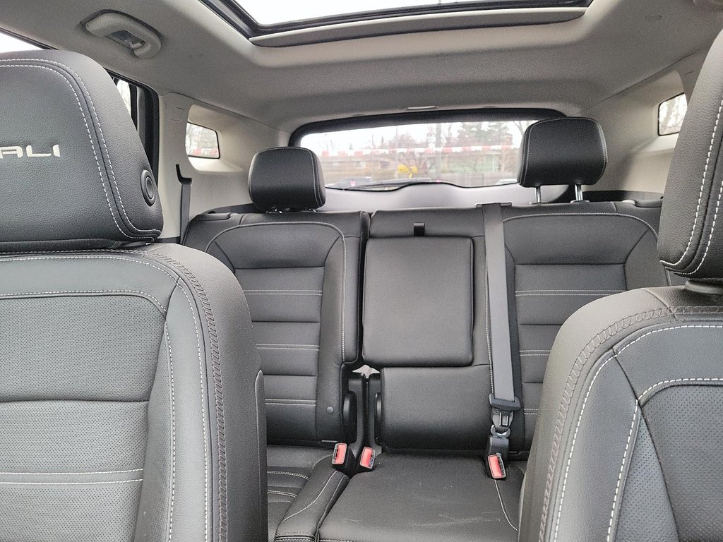 2023 GMC Terrain Denali AWD in Stratford, Ontario - 15 - w1024h768px