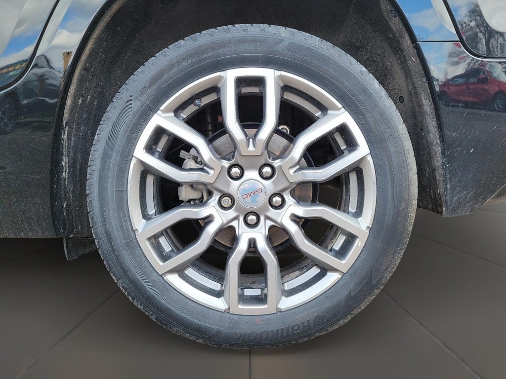 2023 GMC Terrain Denali AWD in Stratford, Ontario - 7 - w1024h768px