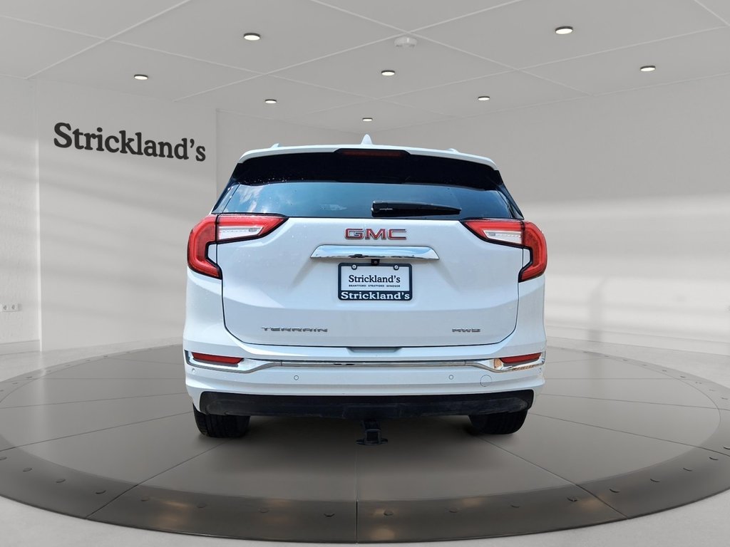 2023 GMC Terrain Denali AWD in Stratford, Ontario - 3 - w1024h768px