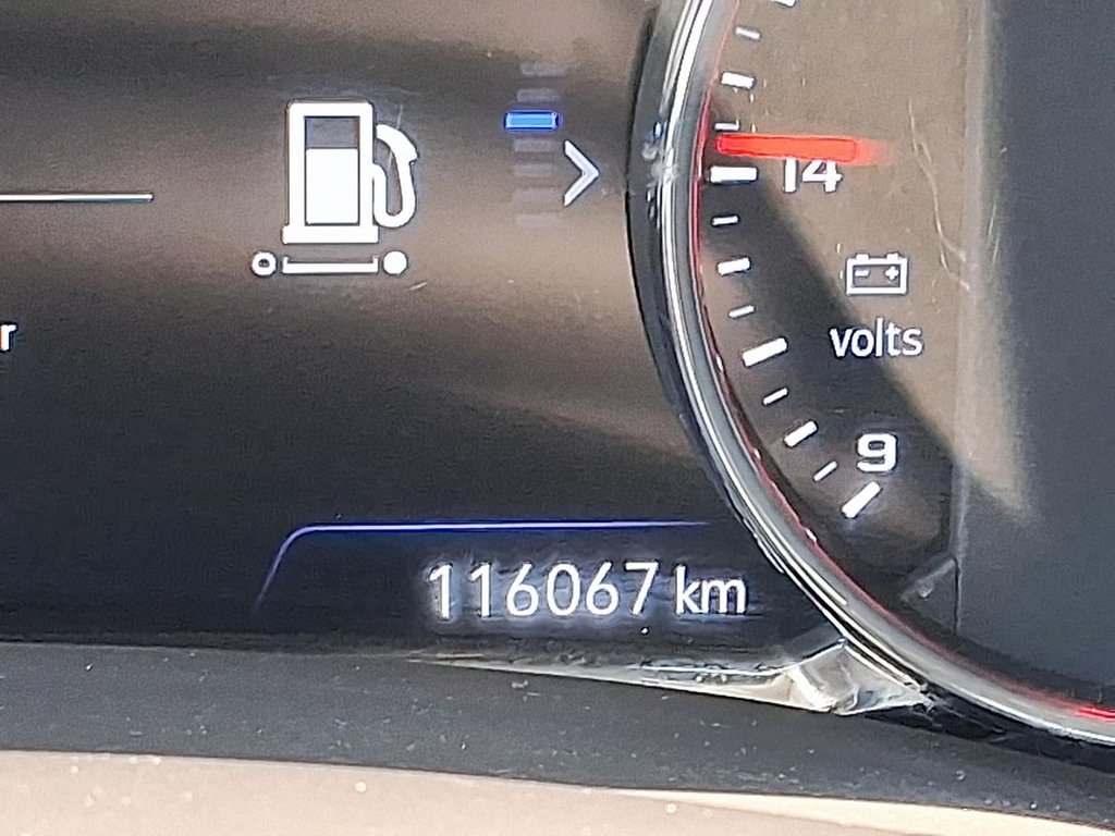 2023 GMC Terrain Denali AWD in Stratford, Ontario - 13 - w1024h768px