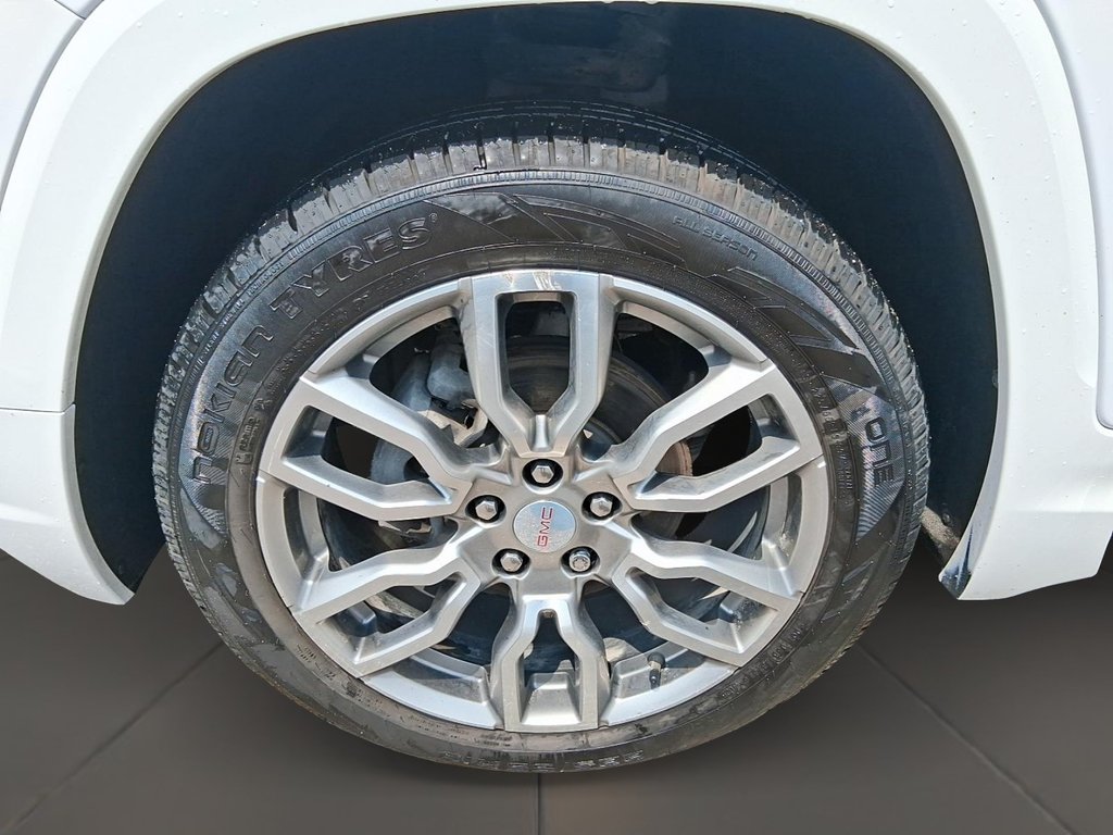 2023 GMC Terrain Denali AWD in Stratford, Ontario - 7 - w1024h768px