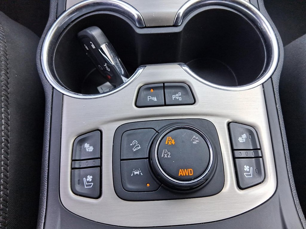 2023 GMC Terrain Denali AWD in Stratford, Ontario - 17 - w1024h768px