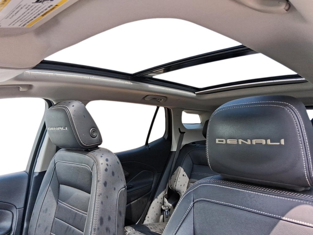 2023 GMC Terrain Denali AWD in Stratford, Ontario - 18 - w1024h768px