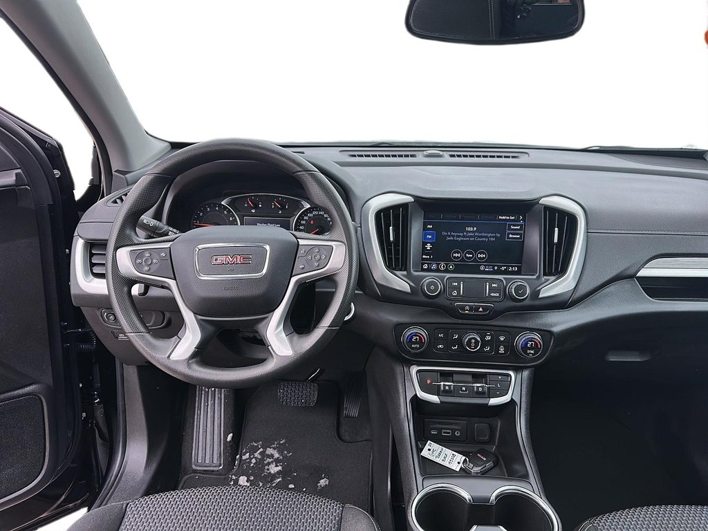 2024 GMC Terrain AWD SLE in Stratford, Ontario - 8 - w1024h768px