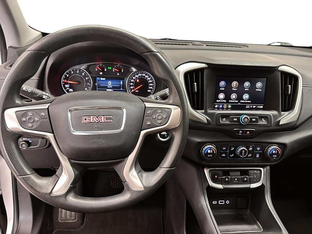 2024 GMC Terrain FWD SLE in Stratford, Ontario - 12 - w1024h768px