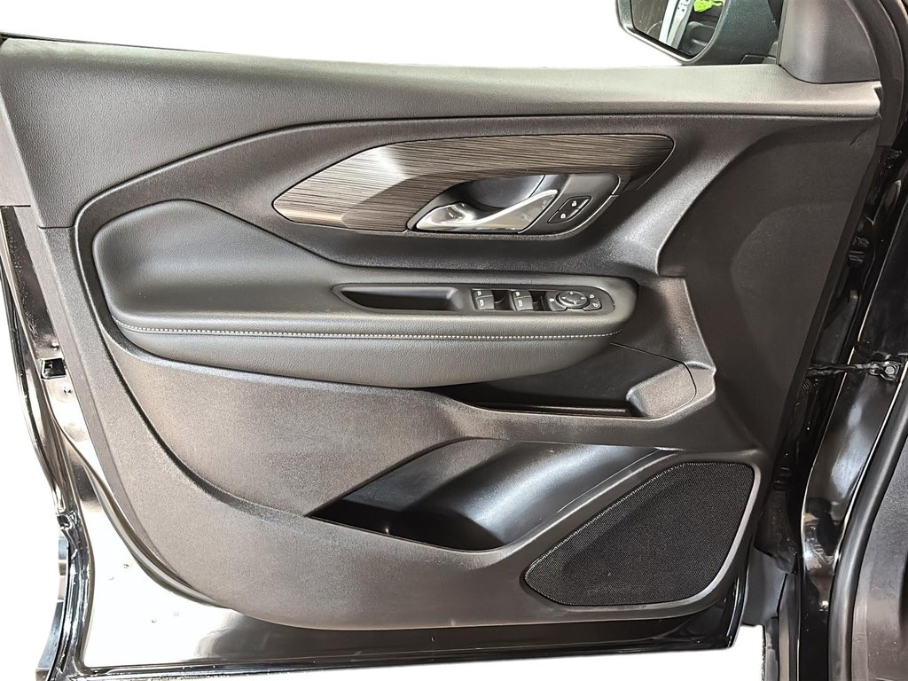2024 GMC Terrain AWD SLE in Stratford, Ontario - 10 - w1024h768px
