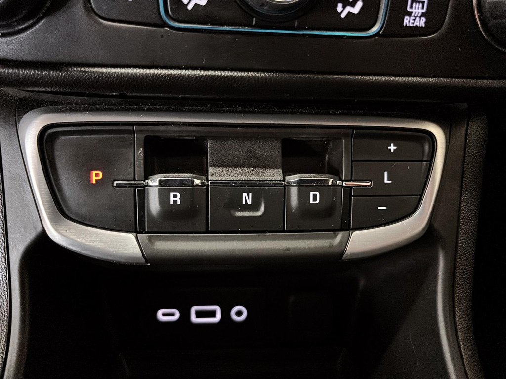 2024 GMC Terrain AWD SLE in Stratford, Ontario - 14 - w1024h768px