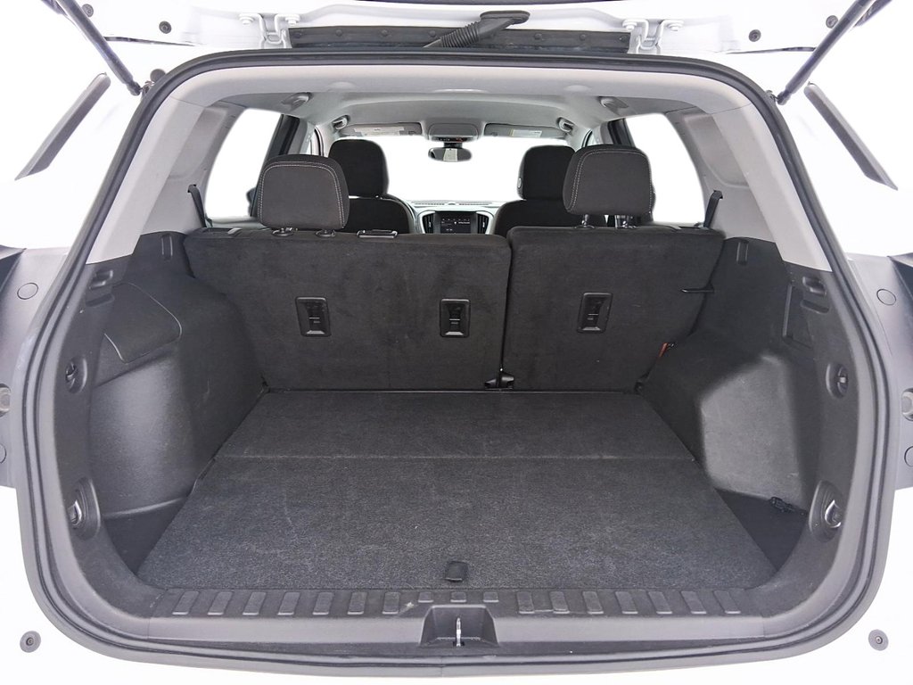 2024 GMC Terrain AWD SLE in Stratford, Ontario - 6 - w1024h768px