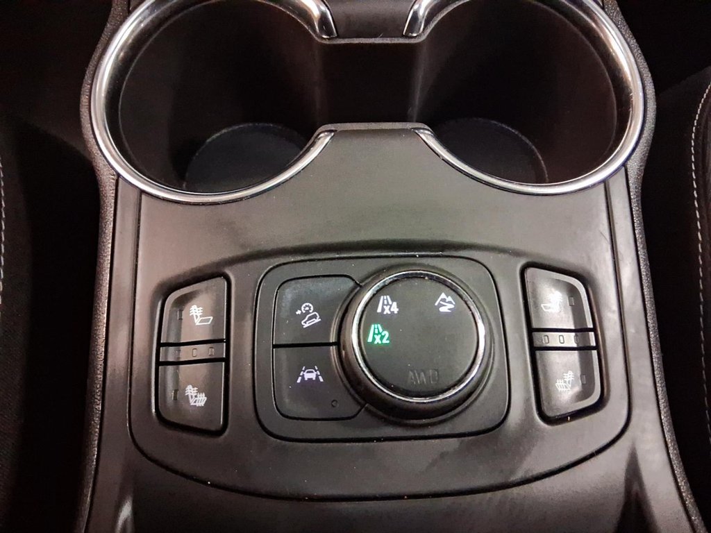 2024 GMC Terrain AWD SLE in Stratford, Ontario - 17 - w1024h768px