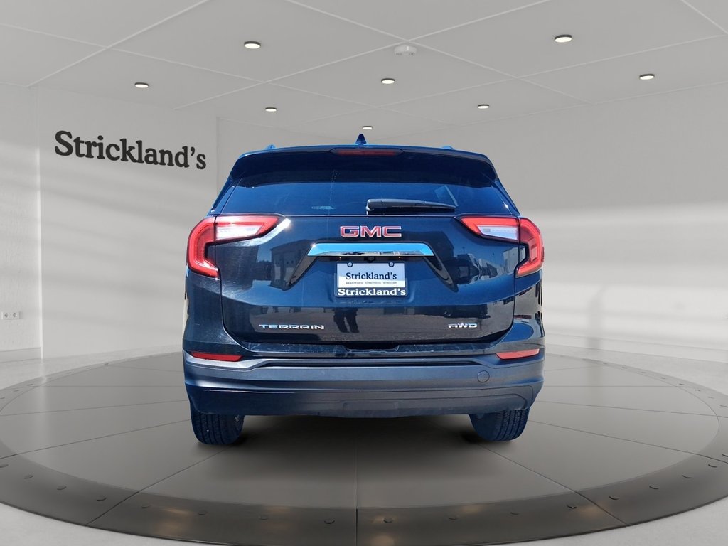 2024 GMC Terrain AWD SLE in Stratford, Ontario - 3 - w1024h768px