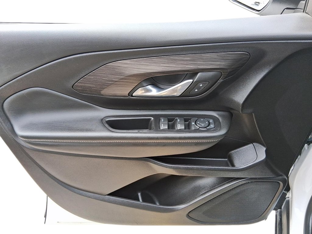 2024 GMC Terrain AWD SLE in Stratford, Ontario - 11 - w1024h768px