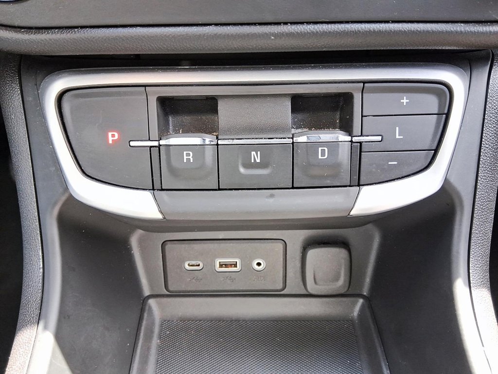 2024 GMC Terrain AWD SLE in Stratford, Ontario - 17 - w1024h768px