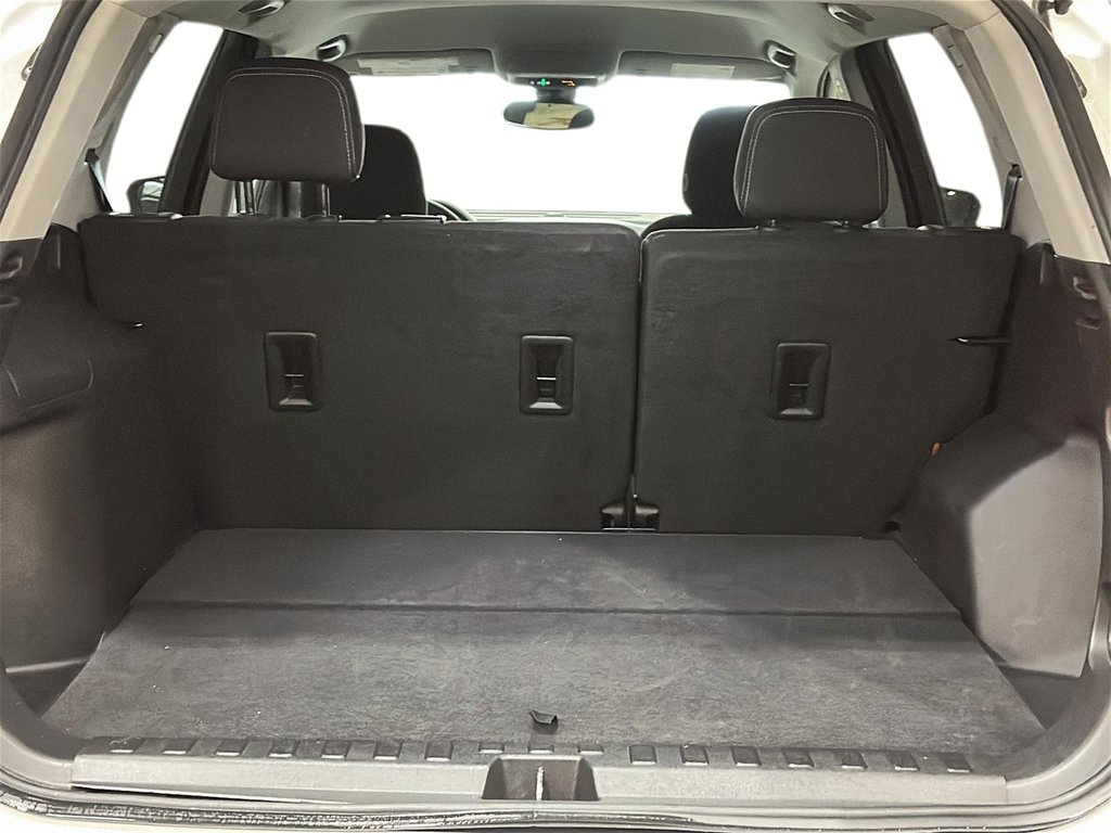 2024 GMC Terrain AWD SLE in Stratford, Ontario - 6 - w1024h768px