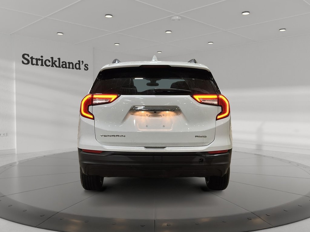 2024 GMC Terrain AWD SLE in Stratford, Ontario - 3 - w1024h768px
