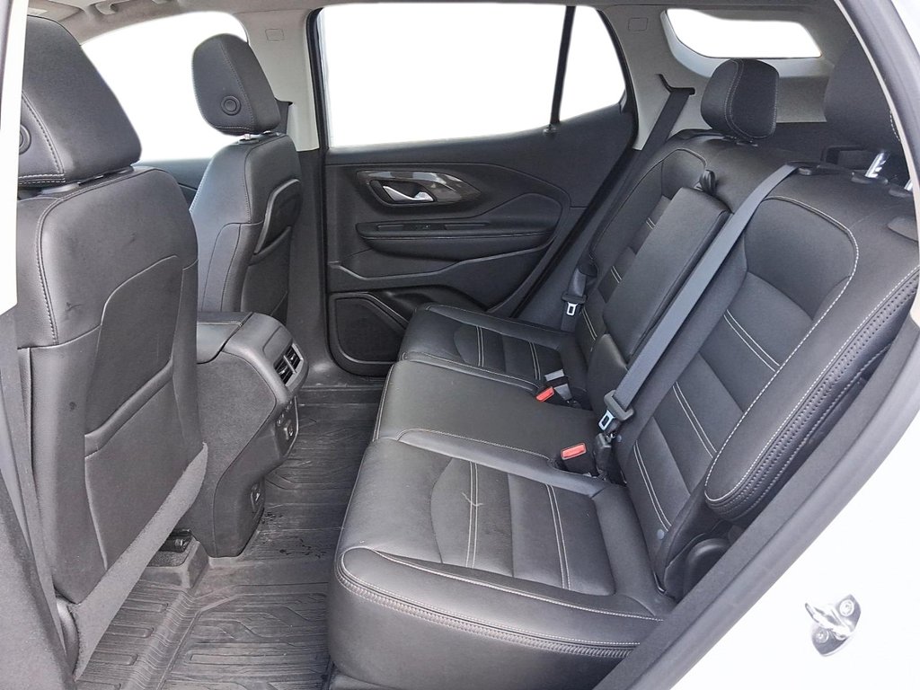 2024 GMC Terrain AWD Denali in Stratford, Ontario - 9 - w1024h768px