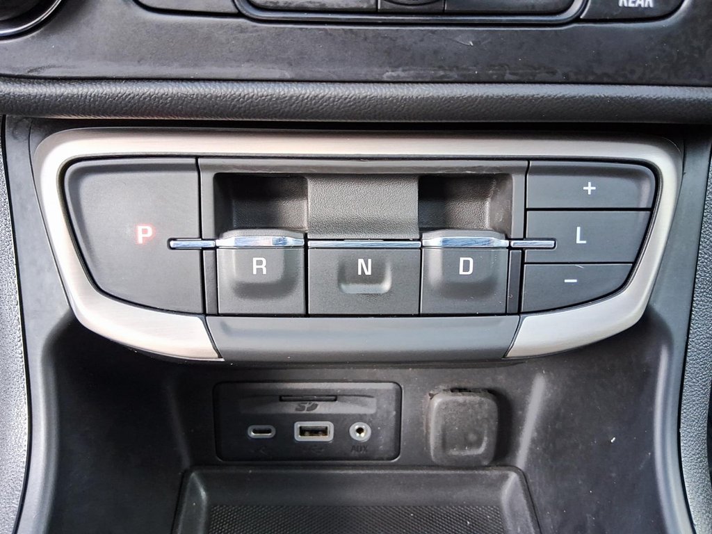 2024 GMC Terrain AWD Denali in Stratford, Ontario - 16 - w1024h768px