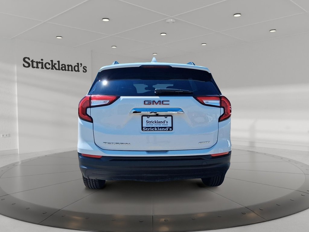 2024 GMC Terrain AWD SLE in Stratford, Ontario - 3 - w1024h768px