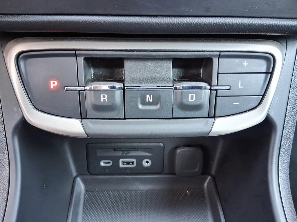 2024 GMC Terrain AWD Denali in Stratford, Ontario - 17 - w1024h768px