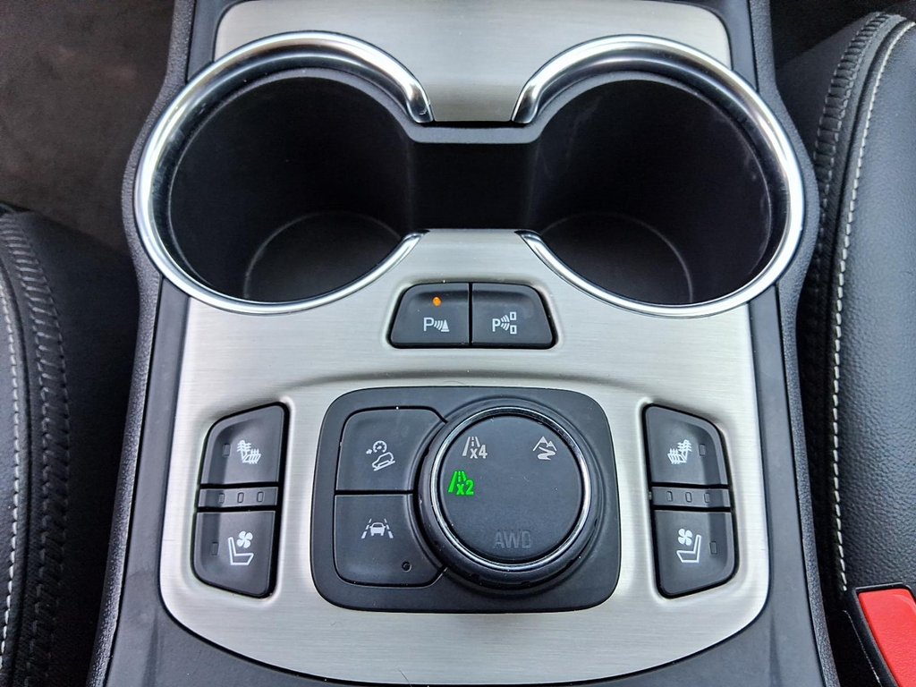 2024 GMC Terrain AWD Denali in Stratford, Ontario - 18 - w1024h768px