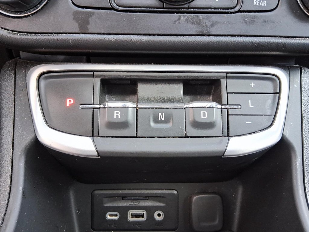 2024 GMC Terrain AWD SLE in Stratford, Ontario - 16 - w1024h768px